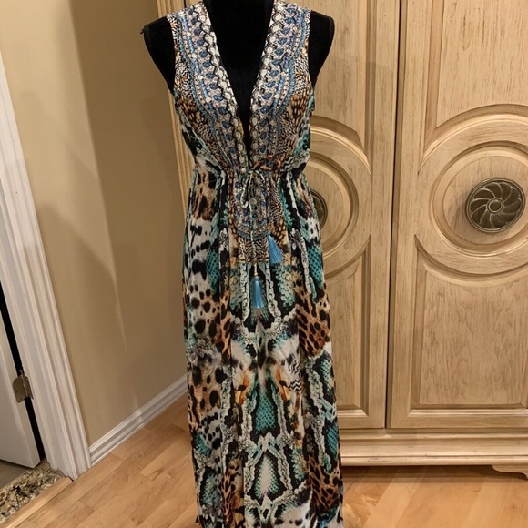 True Colors La Mode Luxury Hand Embellished Crystal  Silk cover Up Dress L/XL - Picture 2 of 4